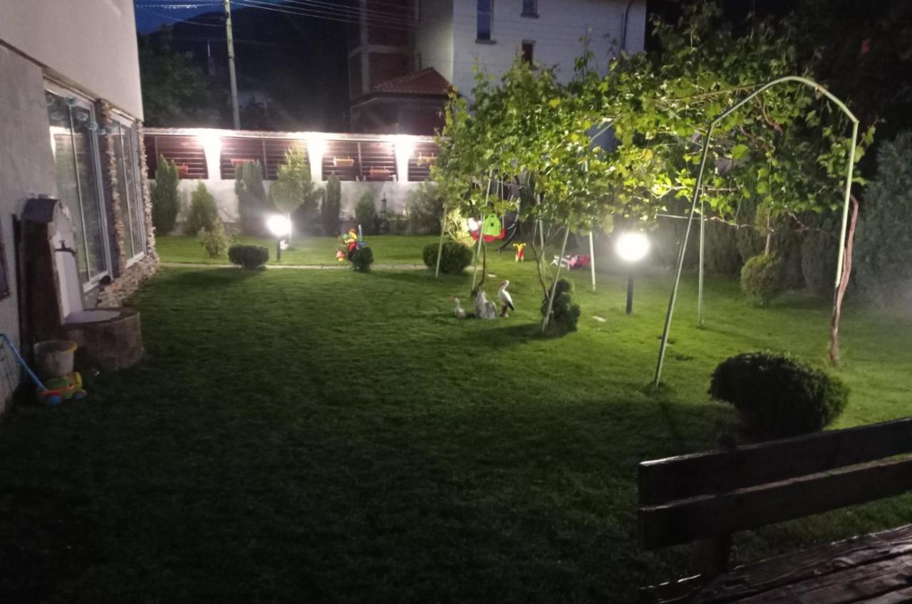 Семейна къща Лазарови Сапарева-Баня Экстерьер фото